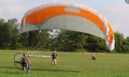 powered paragliding photo